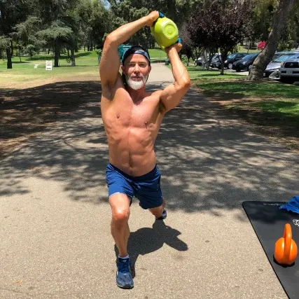 deep lunge halos fitness over age 50